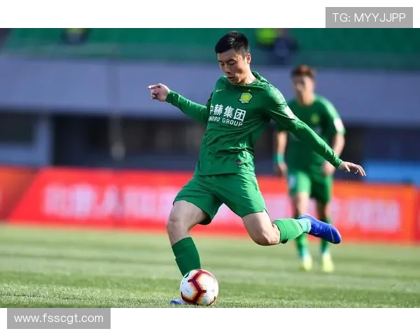 李磊国安 200 场里程碑 十年坚守铸就传奇 李磊国安 200 场里程碑 十年坚守铸就传奇